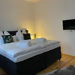 Voh Exklusives Wohnhaus Mitten In Vohenstrauss, Bis 8 Personen!!! *