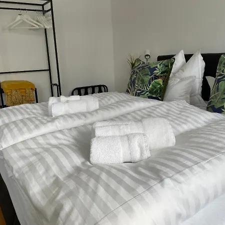 Voh Exklusives Wohnhaus Mitten In Vohenstrauss, Bis 8 Personen!!! * Vohenstrauss