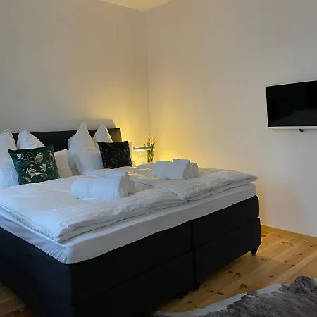 Voh Exklusives Wohnhaus Mitten In Vohenstrauss, Bis 8 Personen!!! *